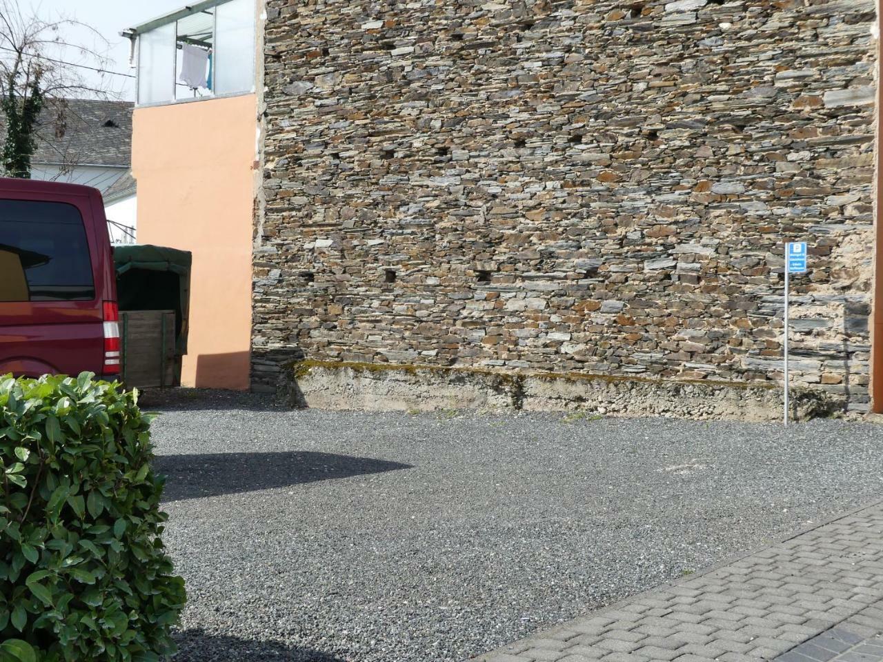 Weingut & Gaestehaus Edwin Hoffmann Trittenheim Exterior photo